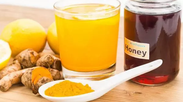 Nghệ và mật ong chữa trị trào ngược dạ dày thực quản